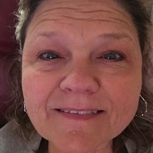 Meet your Posher, Alisa